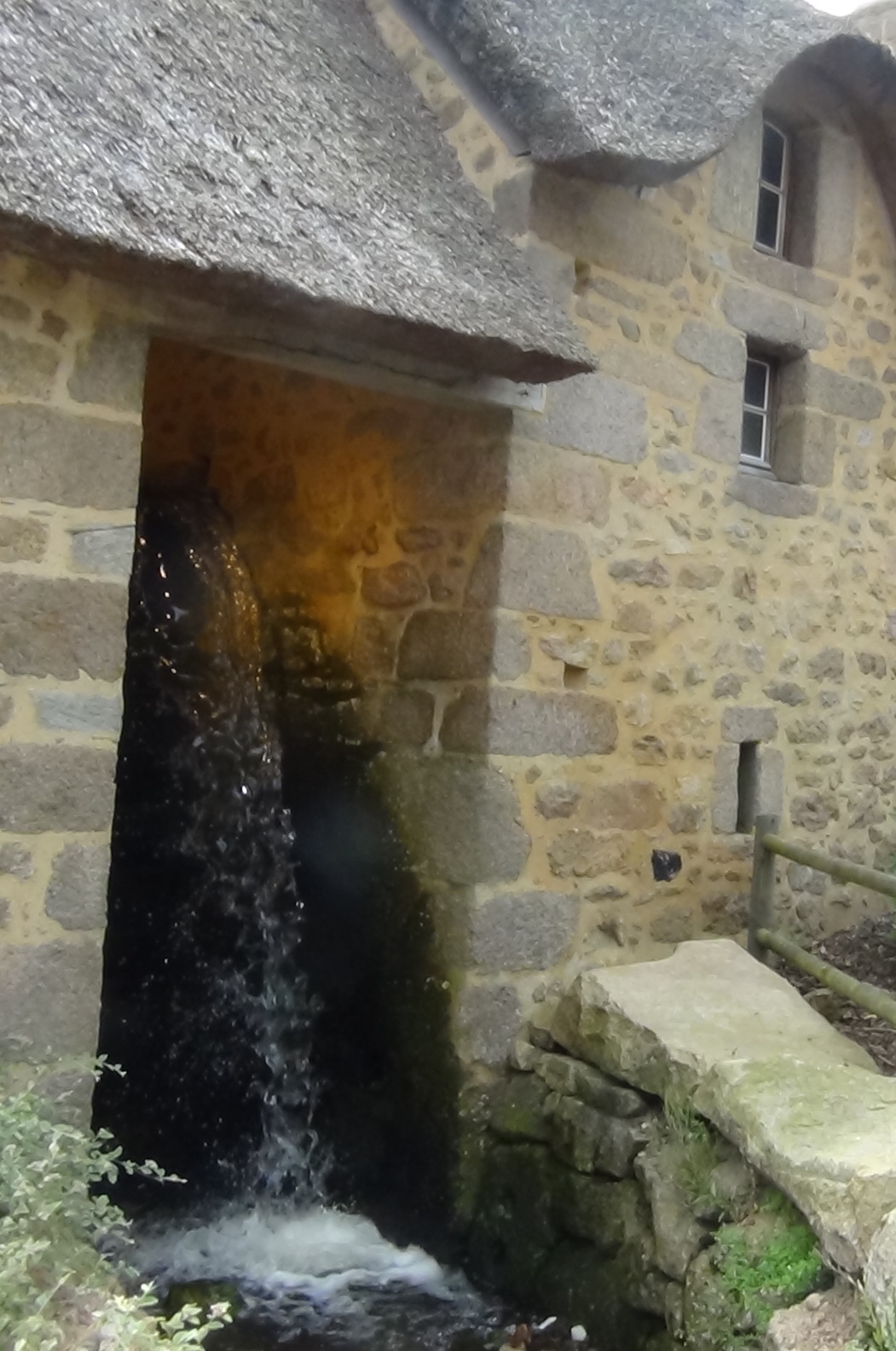 Un moulin normand en pierre